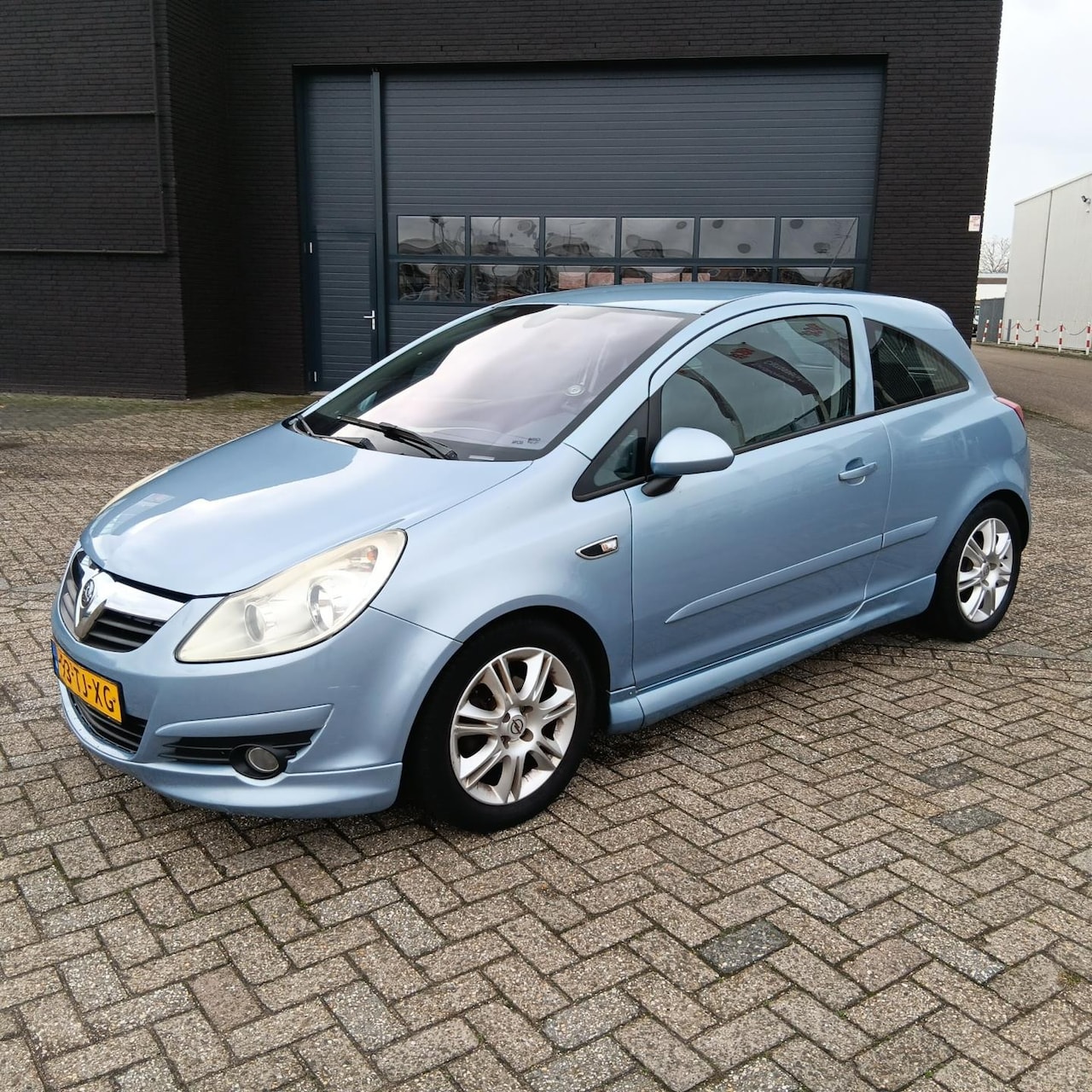 Opel Corsa - 1.4-16V Enjoy 1.4-16V Enjoy - AutoWereld.nl