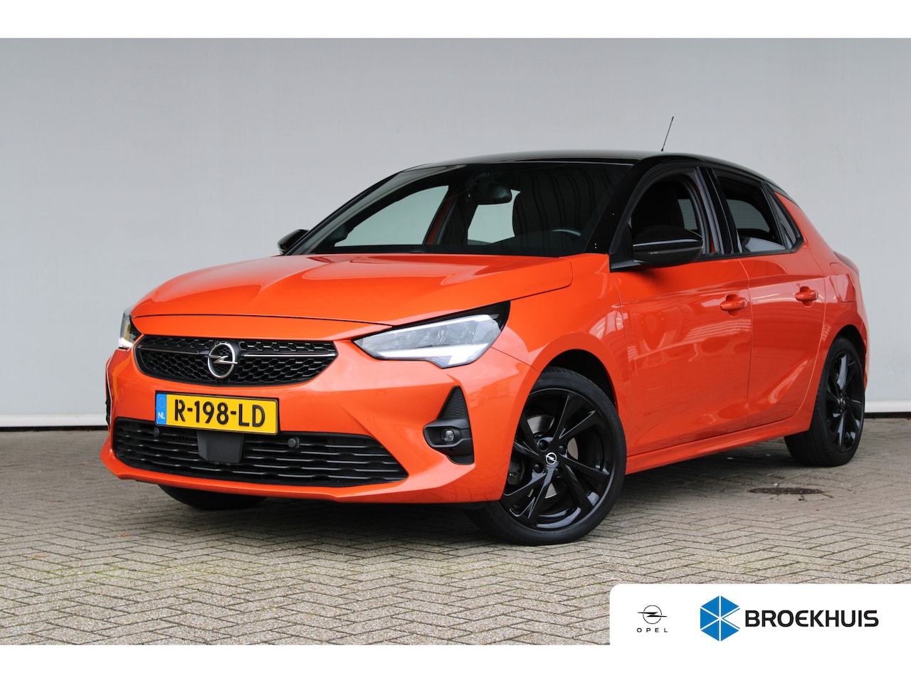 Opel Corsa - 1.2 GS Line | 17 Inch lichtmetalen velgen | Apple Carplay | Stoel en Stuurverwarming | DAB - AutoWereld.nl