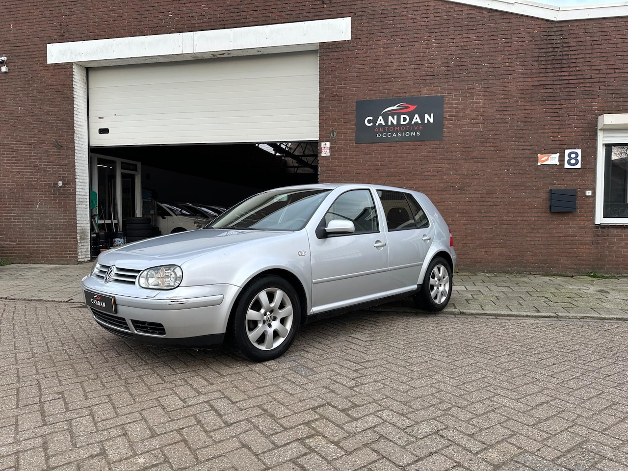 Volkswagen Golf - 1.6-16V FSI Pacific | Cruisecontrol | Jaar APK | Xenon - AutoWereld.nl