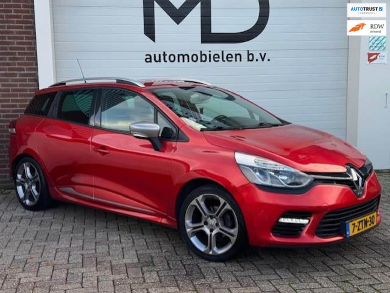 Renault Clio Estate - 1.2 GT Line - Automaat -Cruise-Clima-LED - AutoWereld.nl