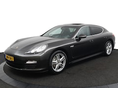 Porsche Panamera - 4.8 S 2 jaar APK, nieuwe banden, beurtje gehad, boekjes, reserve sleutel Carplay