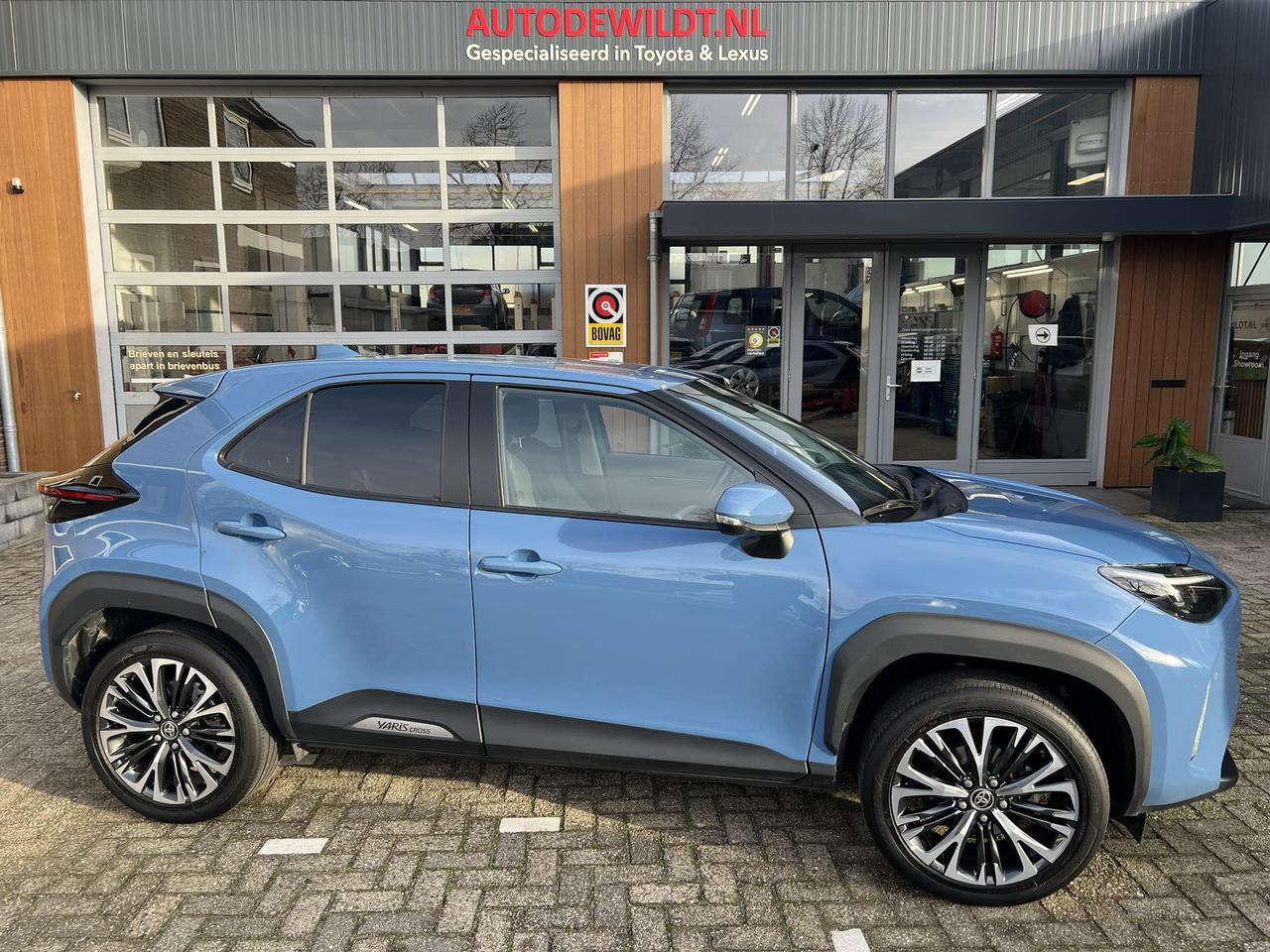 Toyota Yaris Cross - 1.5 Hybrid 115 Executive A/T + 12 MND BOVAG - AutoWereld.nl