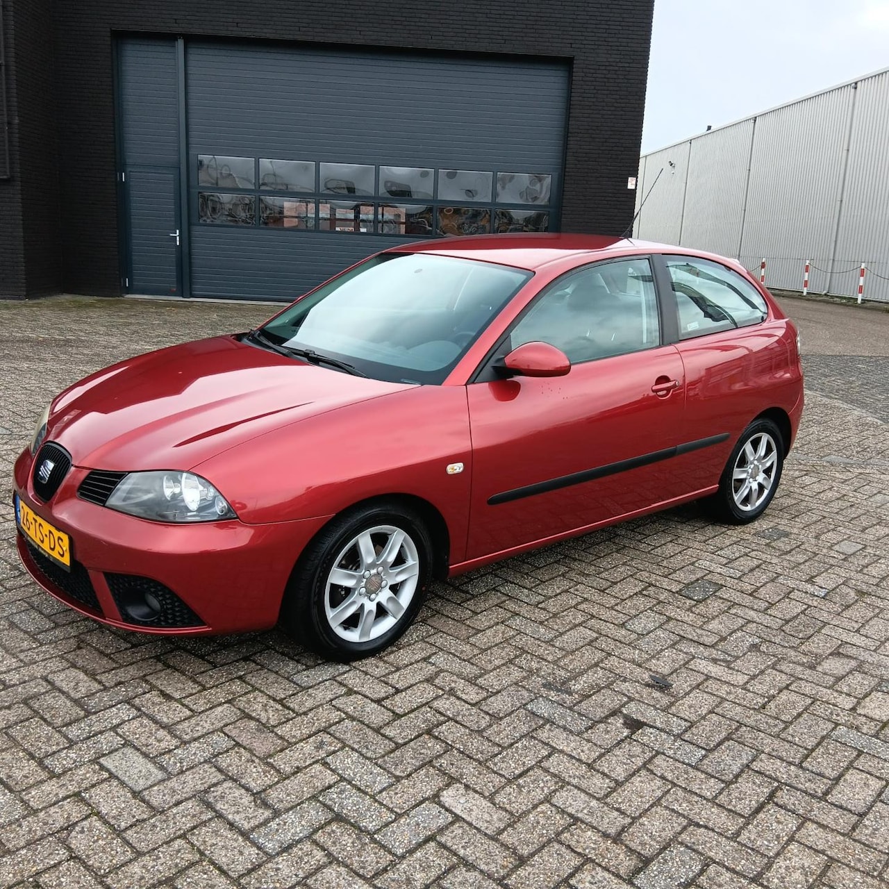 SEAT Ibiza - 1.4-16V Sensation 1.4-16V Sensation - AutoWereld.nl