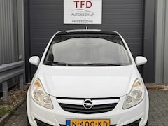 Opel Corsa - 1.2-16V Selection