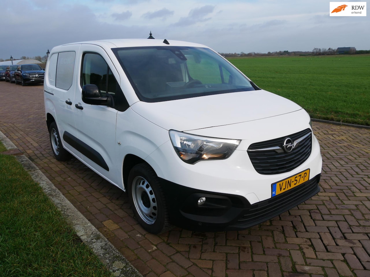 Opel Combo - 1.5D L1H1 Edition AC NAVI ** 5499 EX BTW ** - AutoWereld.nl