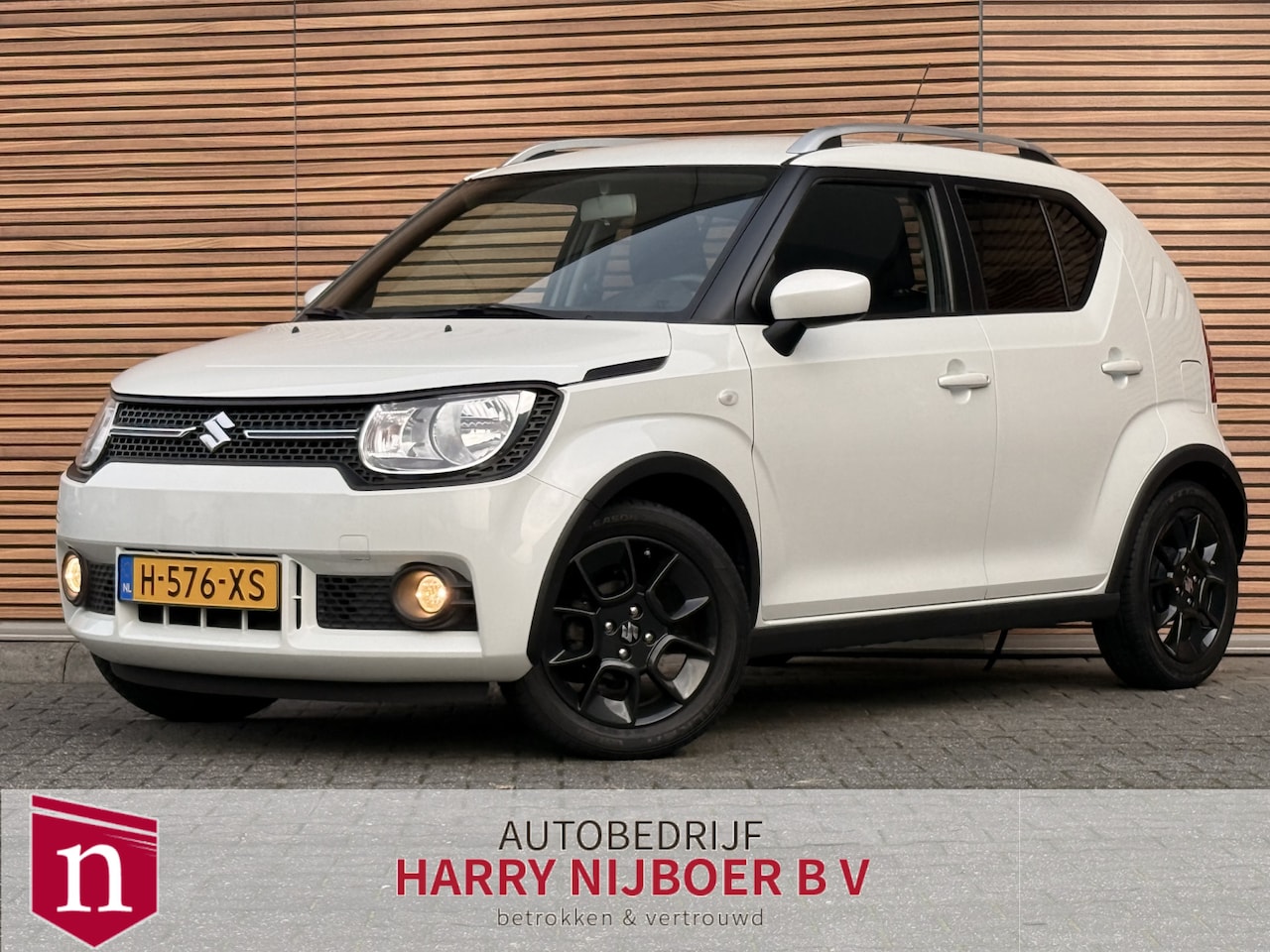 Suzuki Ignis - 1.2 Select Lm Velgen / Navi / Airco / Trekhaak / Carplay - AutoWereld.nl