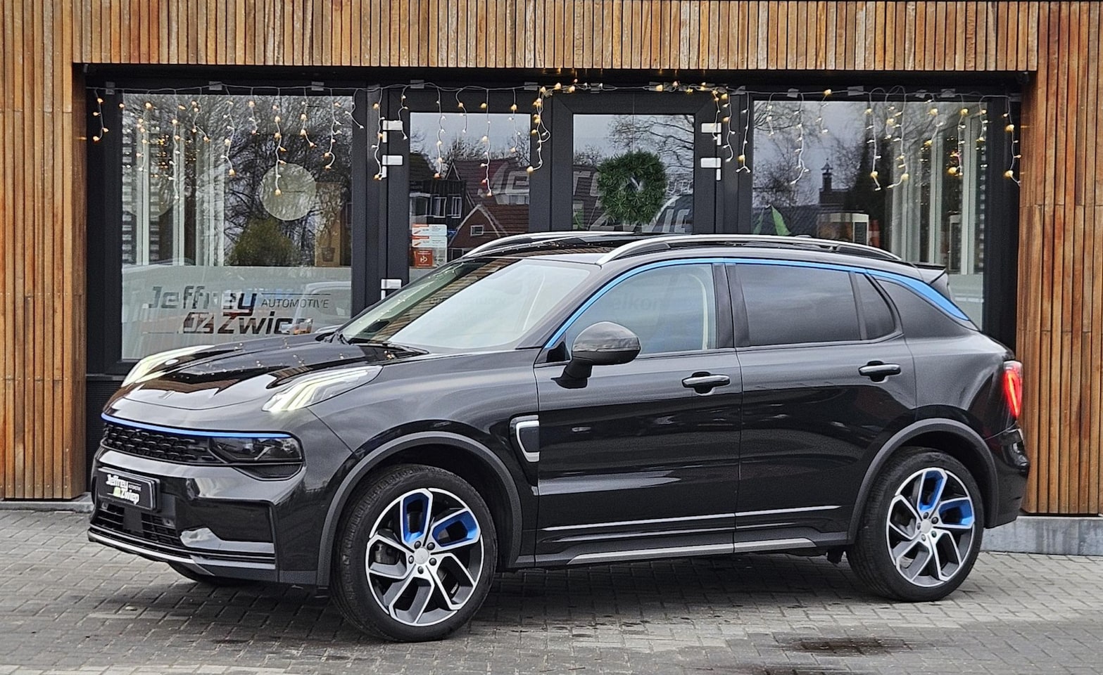 Lynk & Co 01 - 1.5 stoelverw. 360 camera. trekhaak. pano. - AutoWereld.nl