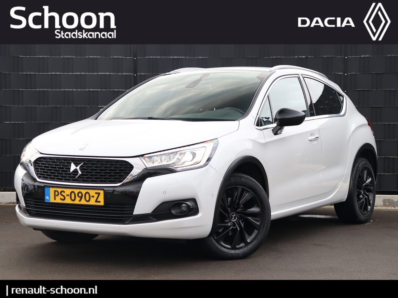 DS 4 Crossback - 1.2 PureTech Chic | Camera | Trekhaak | Navigatie | Cruise Control | Climate Control - AutoWereld.nl