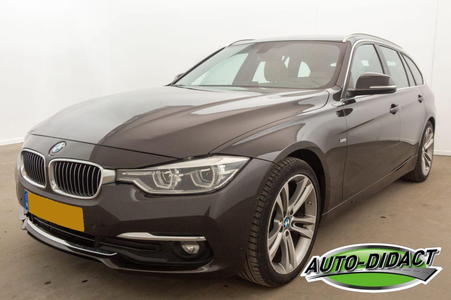 BMW 3-serie Touring - 320d Automaat Clima Navi Leder EDE Centennial High Executive - AutoWereld.nl