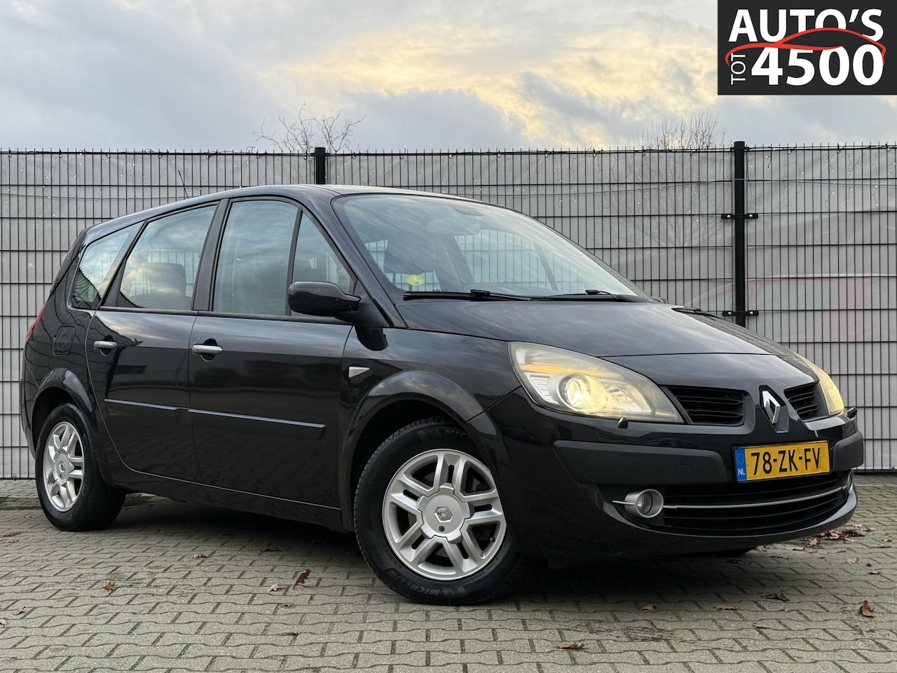 Renault Grand Scénic - 1.6-16V Tech Line Trekhaak! Navi! - AutoWereld.nl