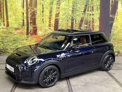 MINI Cooper S - 2.0 178 PK Automaat 3-Deurs LCI Facelift Leder Sportstoelen Panodak LED Head Up Keyless Ca