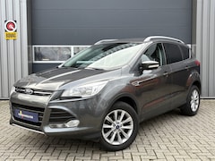 Ford Kuga - 1.5 Titanium | Navi | Leder | PDC | Trekhaak | Cruise & Climate Control | All Season | Int