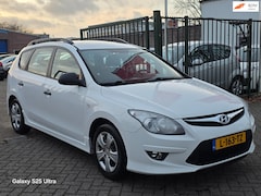 Hyundai i30 CW - 1.4i i-Drive Airco elektrische ramen cv op afs trekhaak