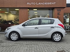 Hyundai i20 - 1.2i Business Edition | Radio | Trekhaak