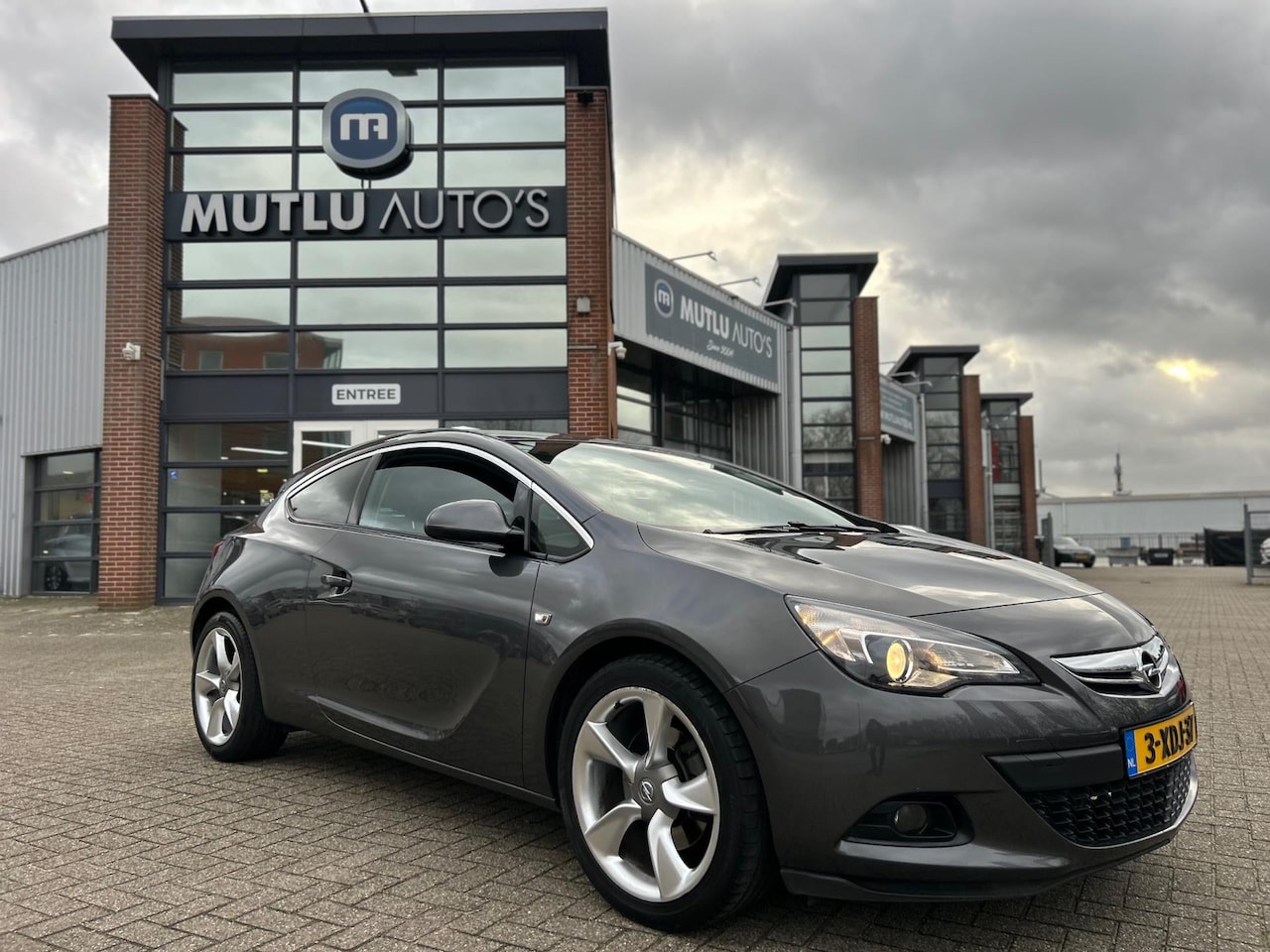 Opel Astra GTC - 1.4 Turbo Sport Airco NAP PDC APK - AutoWereld.nl