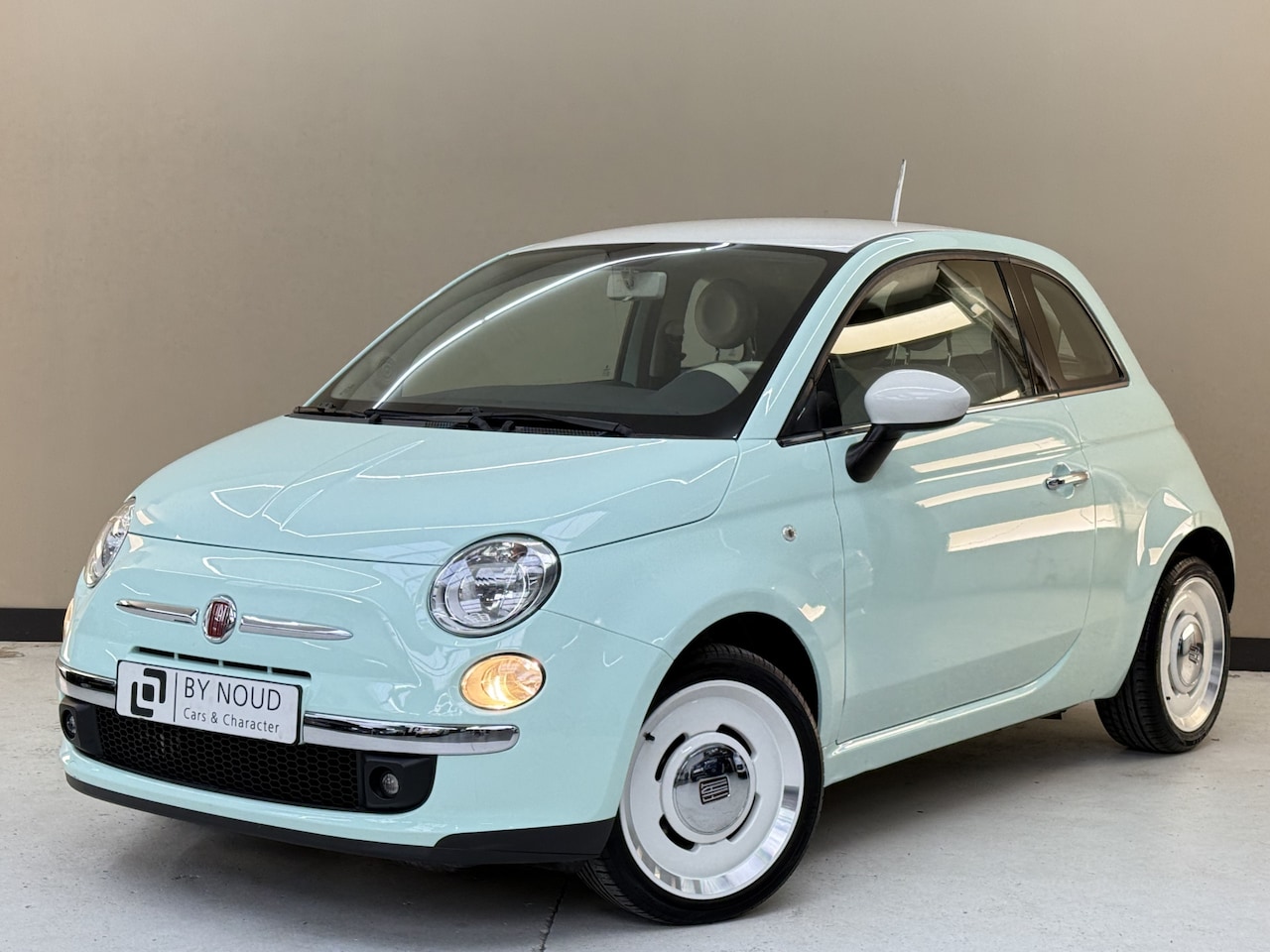 Fiat 500 - 0.9 TwinAir Turbo Vintage '57 0.9 TwinAir Turbo Vintage '57, 81Pk, 2015, 1ste eigenaresse, Volledig leder, Airco, Radio, - AutoWereld.nl