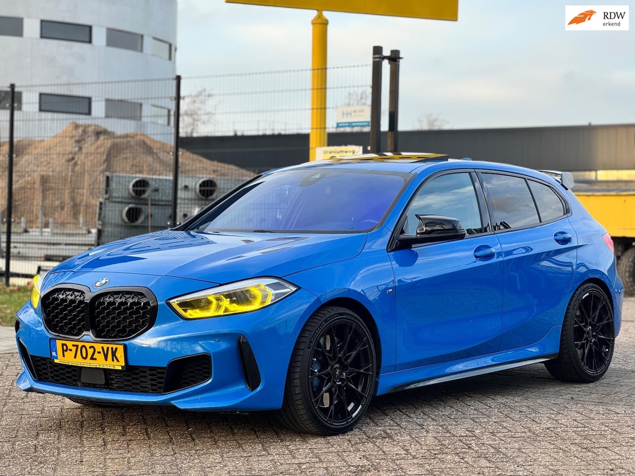 BMW 1-serie - M135i xDrive High Executive|AUT|PANO|CARPLAY| - AutoWereld.nl