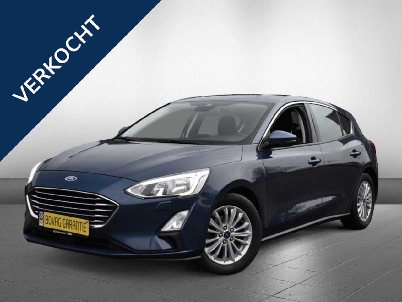 Ford Focus - hatchback/sedan Titanium Design/ stoelverwarming/ voorruit verwarming/ lichtmeta - AutoWereld.nl