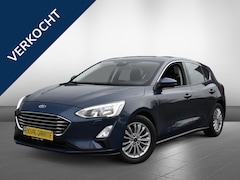Ford Focus - hatchback/sedan Titanium Design/ stoelverwarming/ voorruit verwarming/ lichtmeta