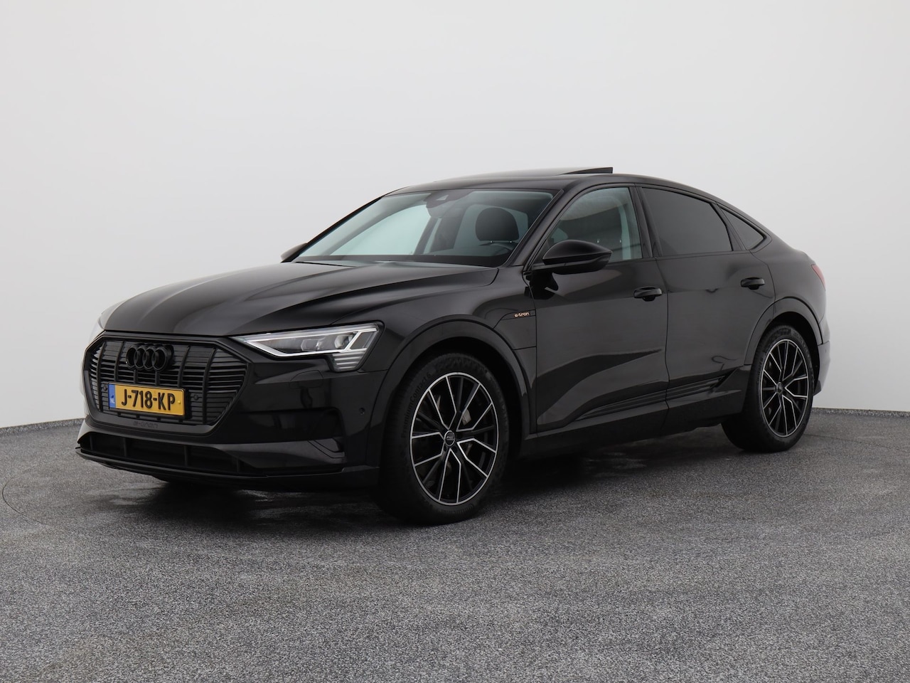 Audi e-tron Sportback - 50 quattro Business edition Plus 71 kWh | PANO | ADAPTIVE | LUCHTVERING | STOELVERWARMING - AutoWereld.nl
