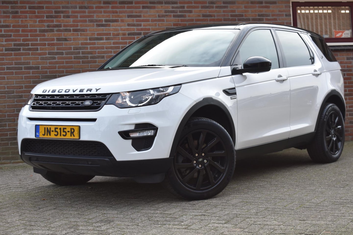 Land Rover Discovery Sport - 2.0 Si4 4WD Urban Series Pure '16 Clima Navi Cruise Inruil mogelijk - AutoWereld.nl