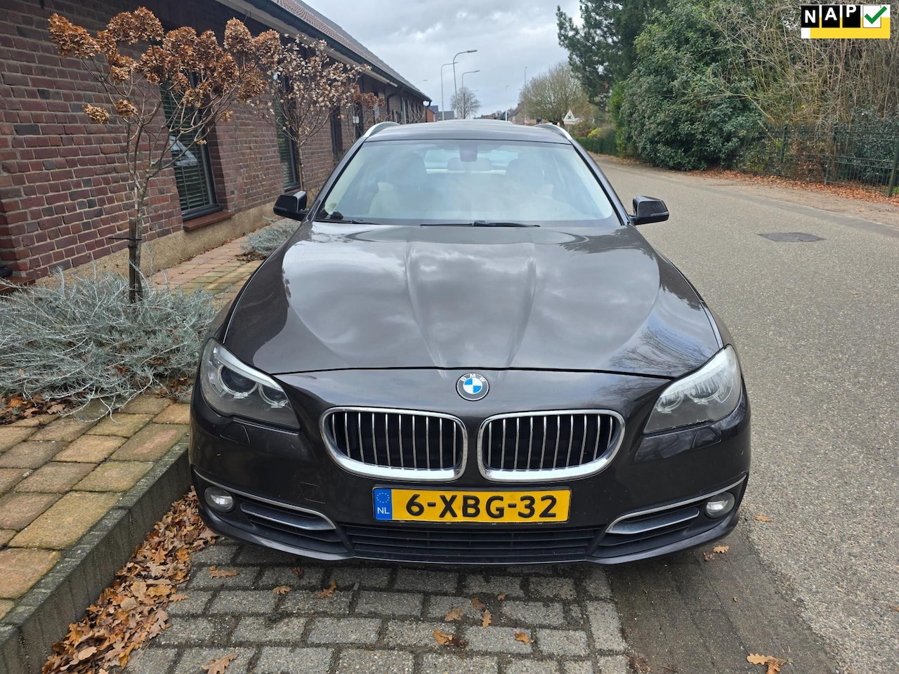 BMW 5-serie Touring - 520d Last Minute Edition 520d Last Minute Edition - AutoWereld.nl