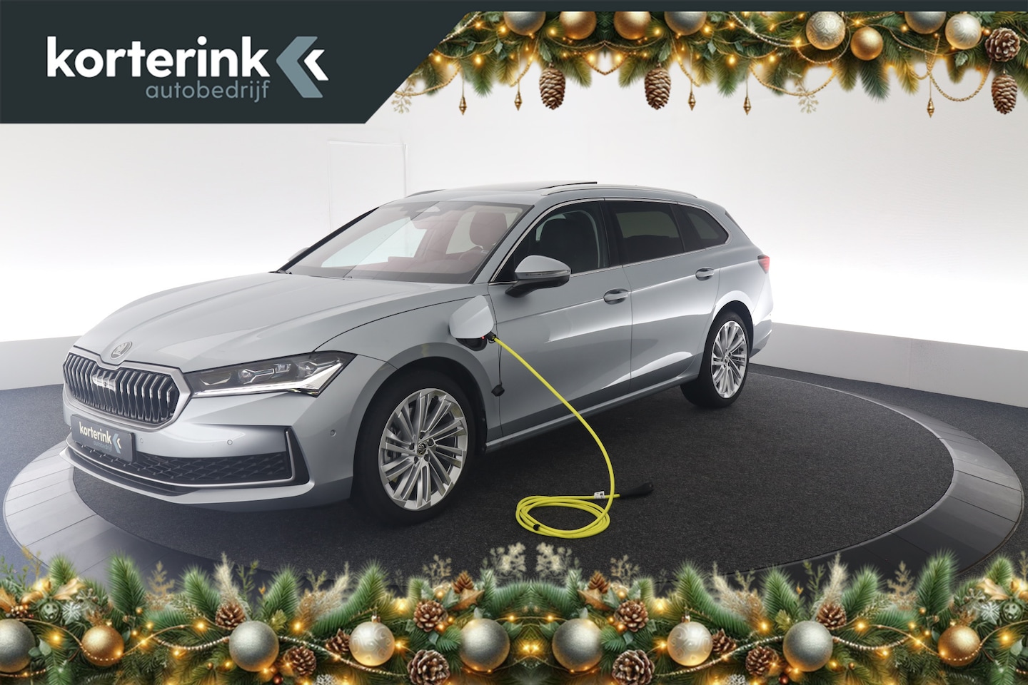 Skoda Superb Combi - 1.5 TSI iV PHEV Laurin & Klement | Trekhaak | Leer | Pano | Massage stoelen - AutoWereld.nl