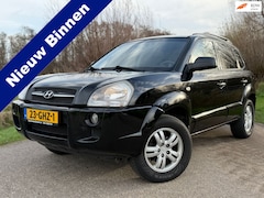 Hyundai Tucson - 2.0i Dynamic Executive / Airco / Trekhaak / 16" Velgen + 4S banden / PDC / Cruise / Nieuwe