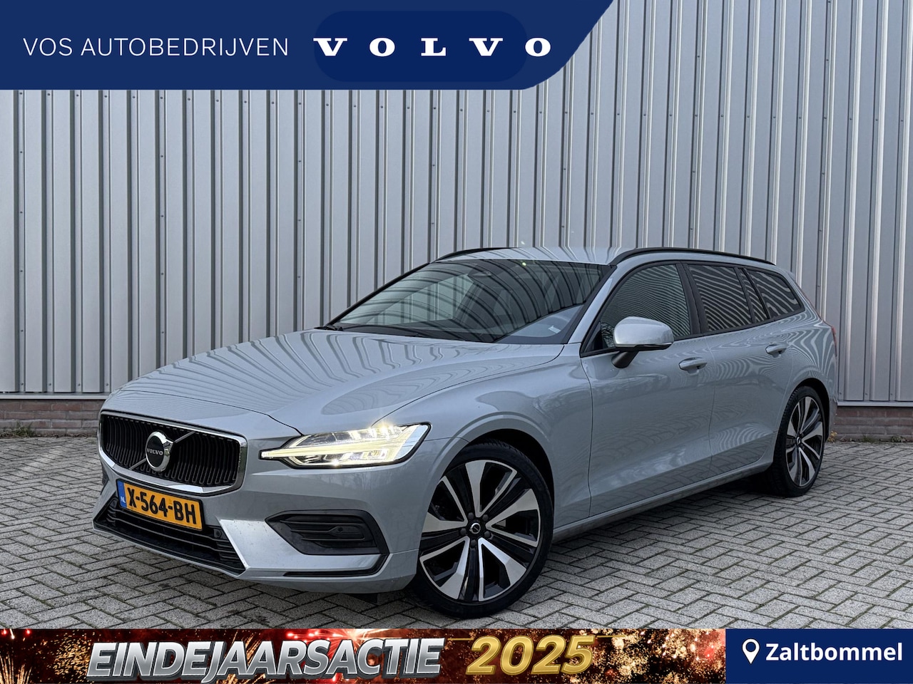 Volvo V60 - 2.0 B3 Essential Edition | Leder | Stuur & Stoelverwarming V+A | Trekhaak | - AutoWereld.nl