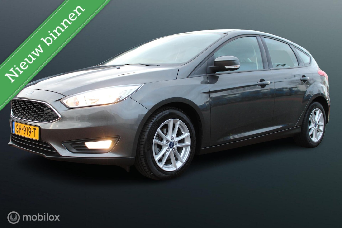 Ford Focus - 1.0 Lease Edition 1.0 Lease Edition, Navi, Airco, Cruise, Pdc, App connect, LMV - AutoWereld.nl