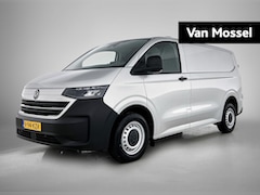 Volkswagen Transporter - 2.0 TDI L1H1 28 Life | Nieuwe Transporter | BPM VRIJ | 70 Liter tank | Apple carplay / And