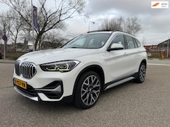 BMW X1 - SDrive18i High Executive Vol Optie’s……