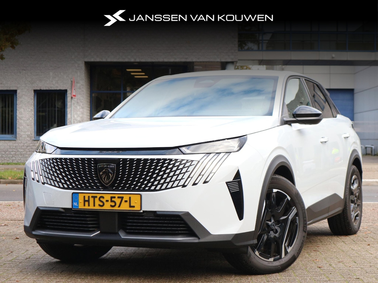 Peugeot e-3008 - Allure Avantage 210 73 kWh / Camera / Navigatie / Sensoren - AutoWereld.nl