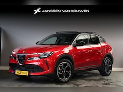 Alfa Romeo Junior - Elettrica Speciale 54 kWh Schuifdak Carplay Led Camera