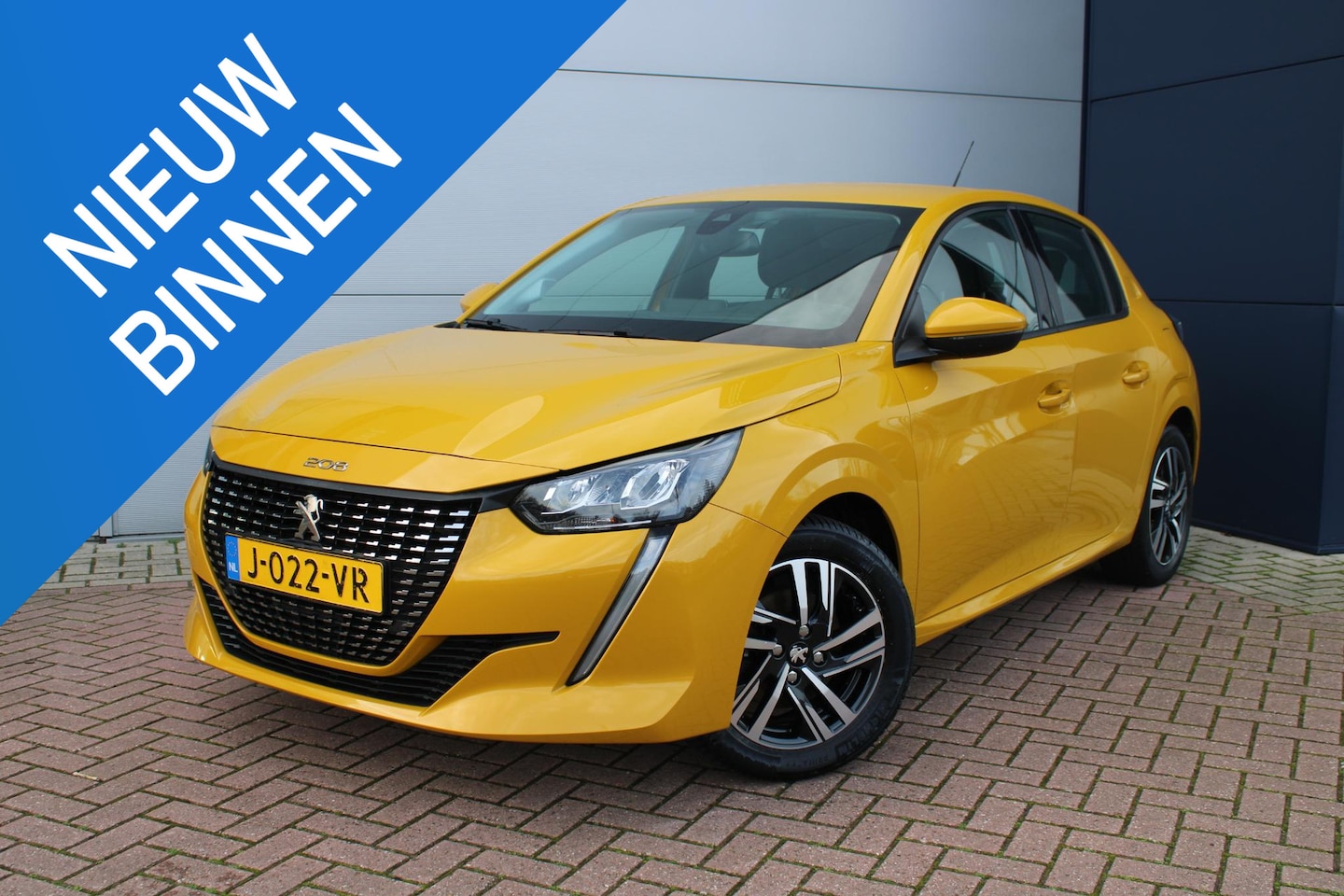 Peugeot 208 - 1.2 PureTech 100pk Allure Airco Cruise Carplay 1e eigenaar, dealer onderhouden - AutoWereld.nl