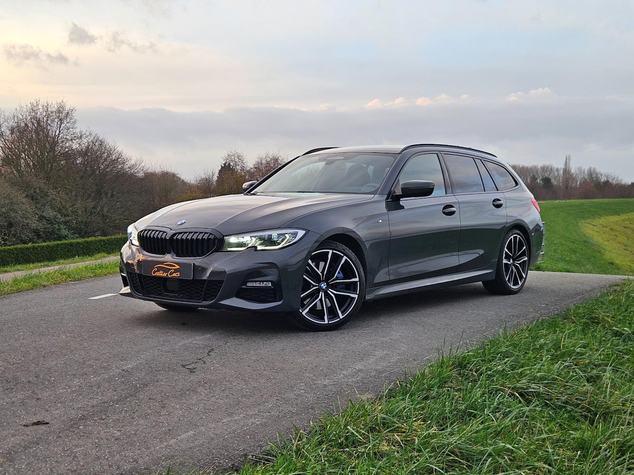 BMW 3-serie Touring - 330i xDrive High Executive | Individual | M-Sport Plus - AutoWereld.nl