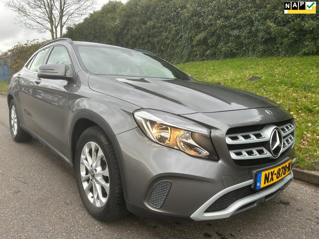 Mercedes-Benz GLA-Klasse - 180 d Business Solution - Automaat - Navi - Camera - Sportstoelen - AutoWereld.nl