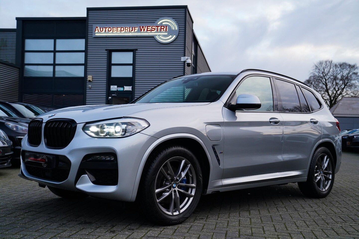 BMW X3 - XDrive30e High Executive | Adaptieve Cruise | BMW LED | Luxe Leder | Hybride | Verwarmde v - AutoWereld.nl