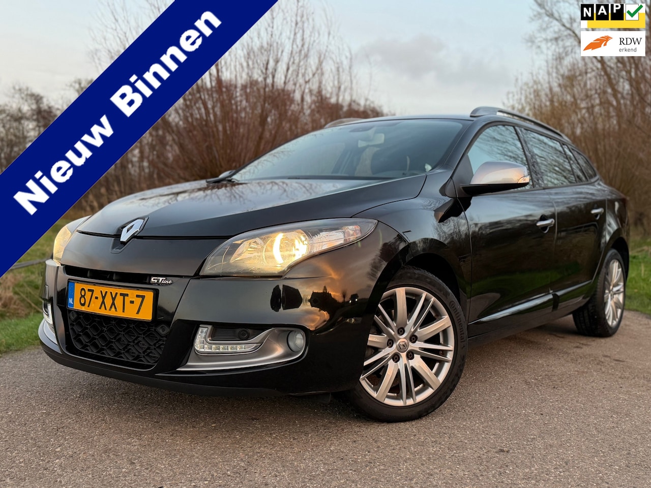 Renault Mégane Estate - 1.5 dCi GT-Line / Navigatie / Camera / NAP / Climate Control / Half leder / Perfect onderh - AutoWereld.nl