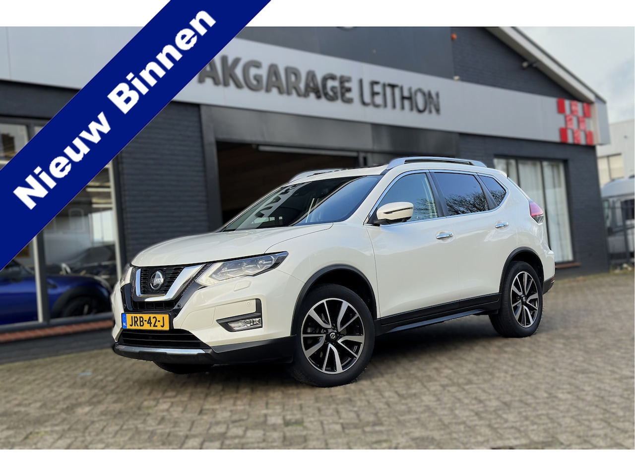 Nissan X-Trail - 1.3 DIG-T N-Connecta 7persoons | Panoramadak - AutoWereld.nl