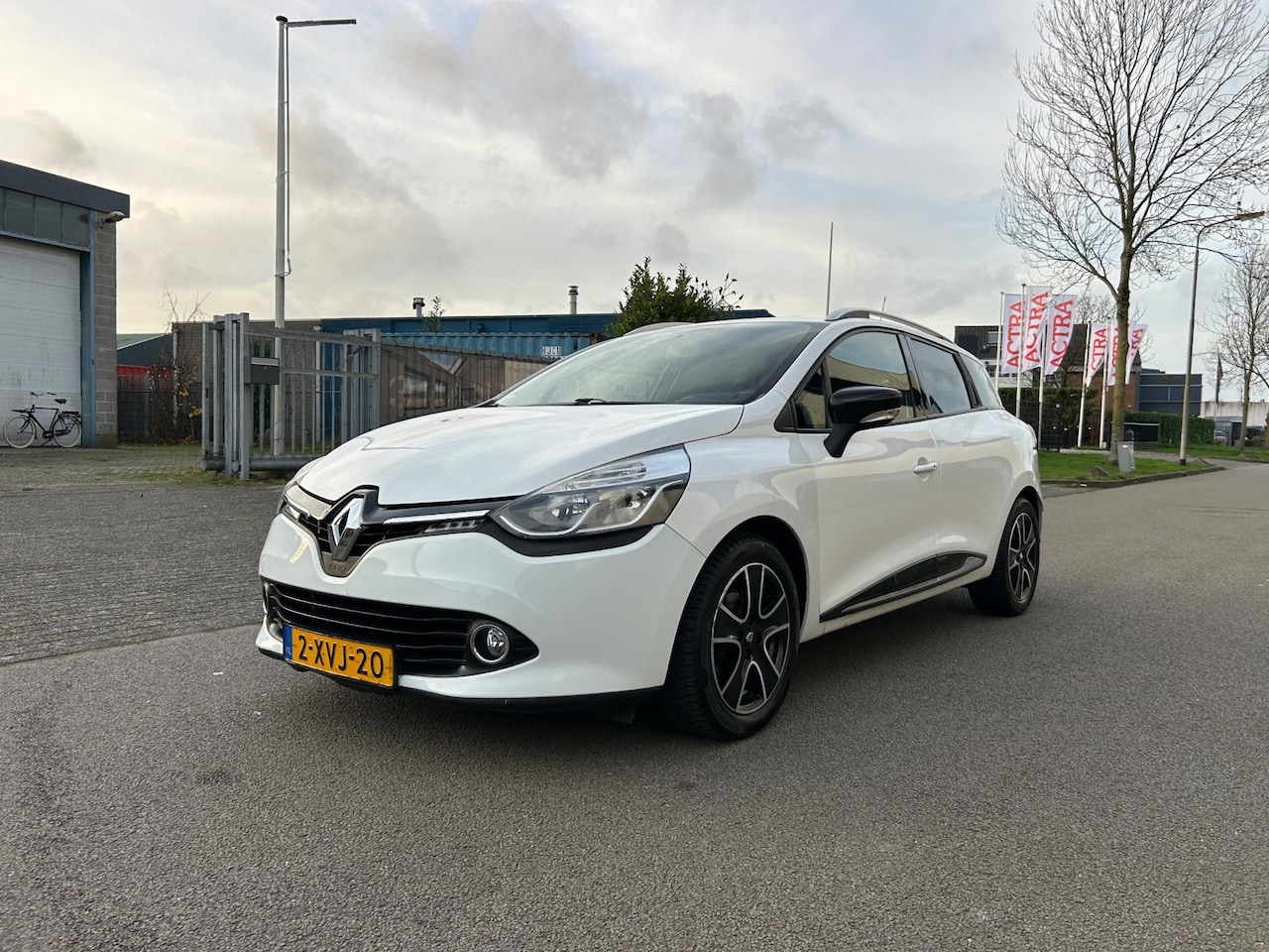 Renault Clio Estate - 0.9 TCe Dynamique R-Link - AutoWereld.nl