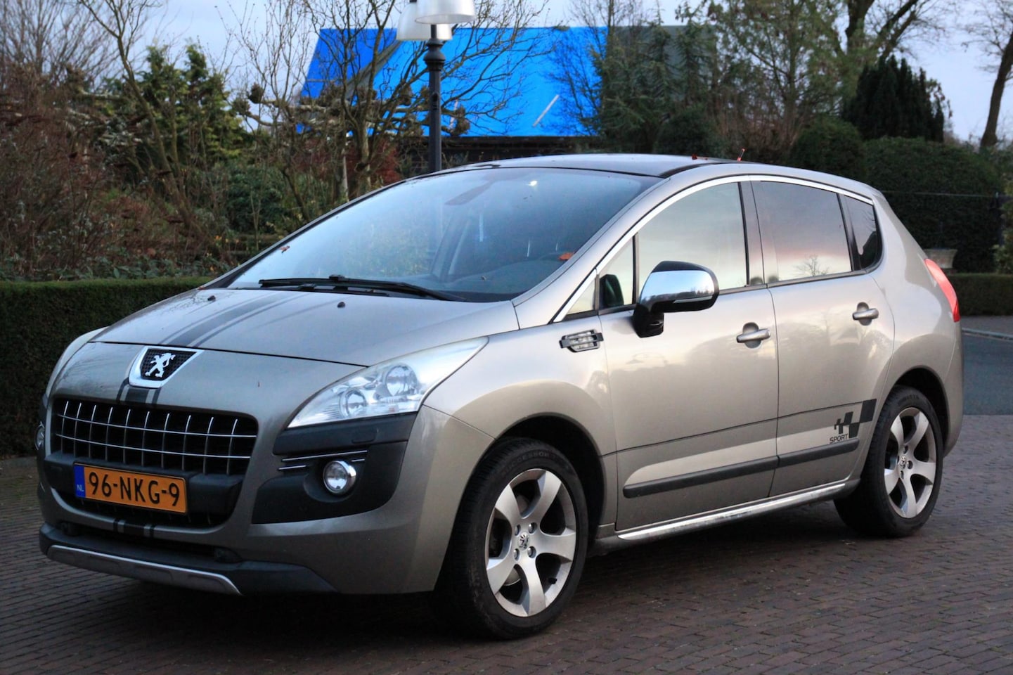 Peugeot 3008 - 1.6 THP GT Panorama/Navigatie/Parkeersensor v,a/Ketting storing - AutoWereld.nl