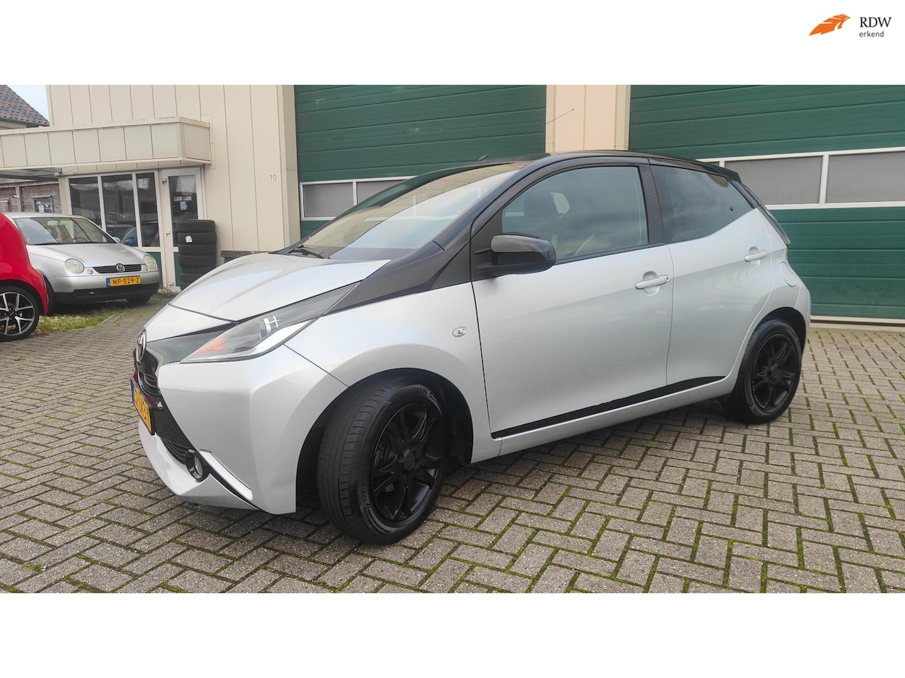 Toyota Aygo - 1.0 VVT-i x-wave 6 mnd garantie - AutoWereld.nl