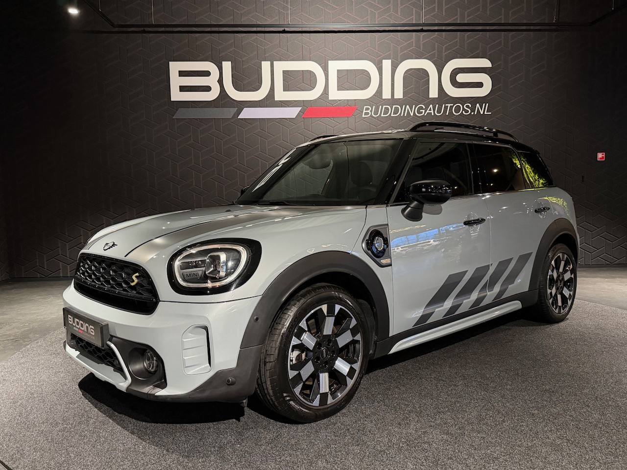 MINI Countryman - Mini 2.0 Cooper S E All4 Untamed Edition | Pano | Keyless | Head-up - AutoWereld.nl