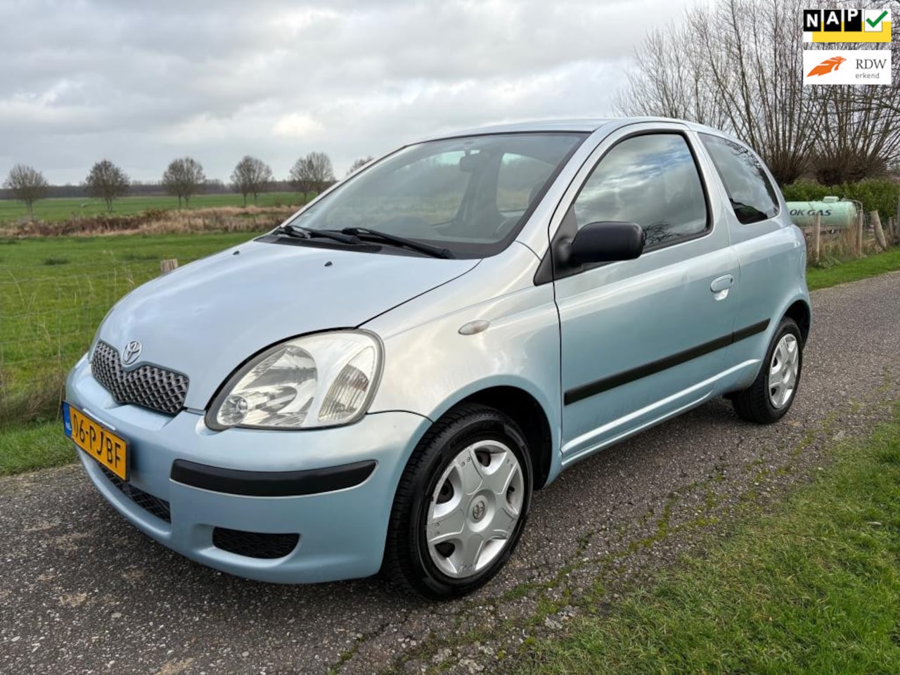 Toyota Yaris - 1.0 VVT-i Idols 1.0 VVT-i Idols - AutoWereld.nl