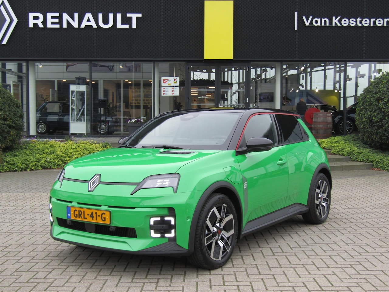 Renault 5 - 52kWh 150pk Comfort Range Techno / Harman Kardon / Pack Winter / Navigatie / Camera - AutoWereld.nl