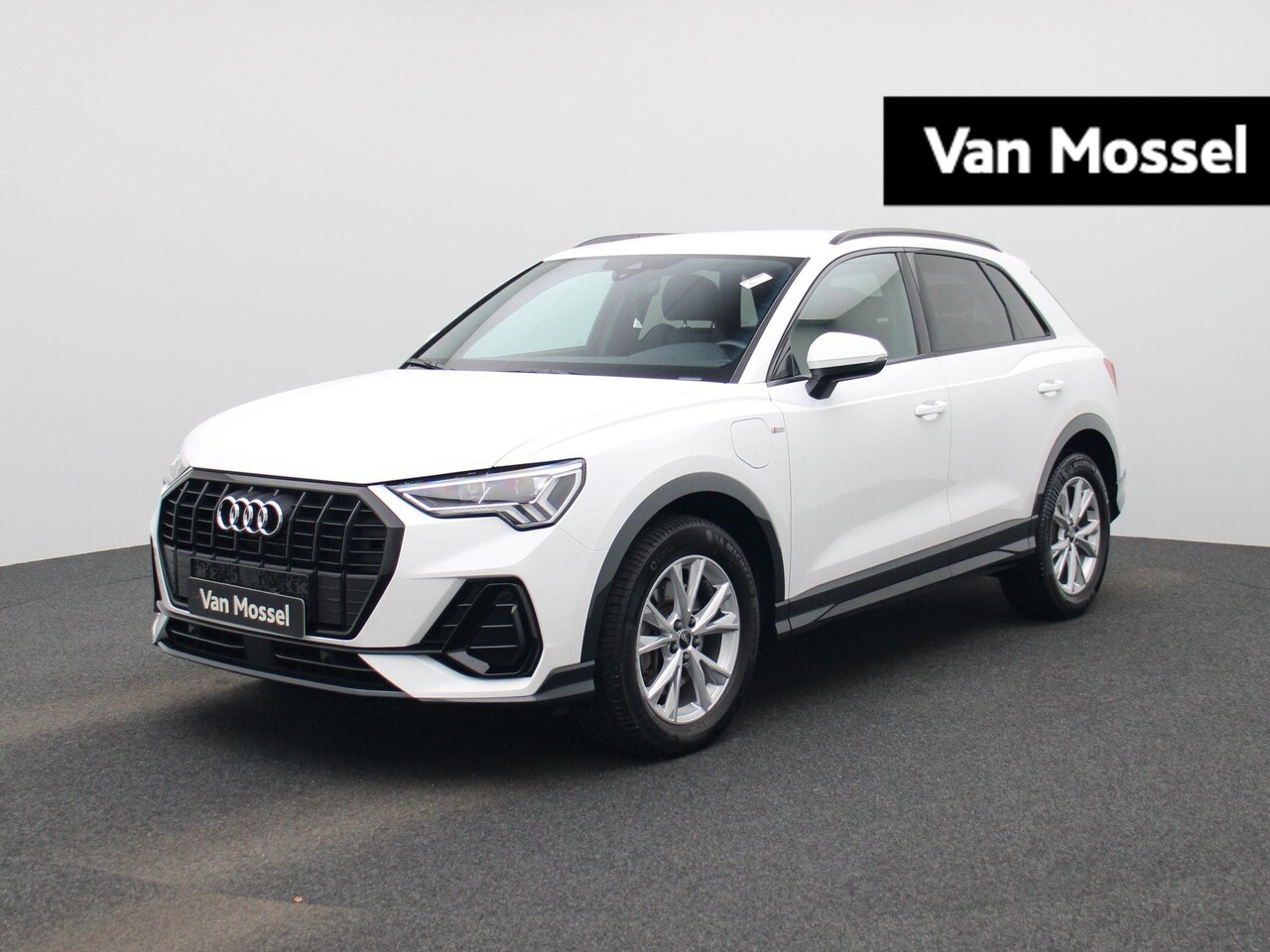 Audi Q3 - 45 TFSI e S edition 245 PK | S-line | Navigatie | Camera | Cruise Control | Parkeersensore - AutoWereld.nl