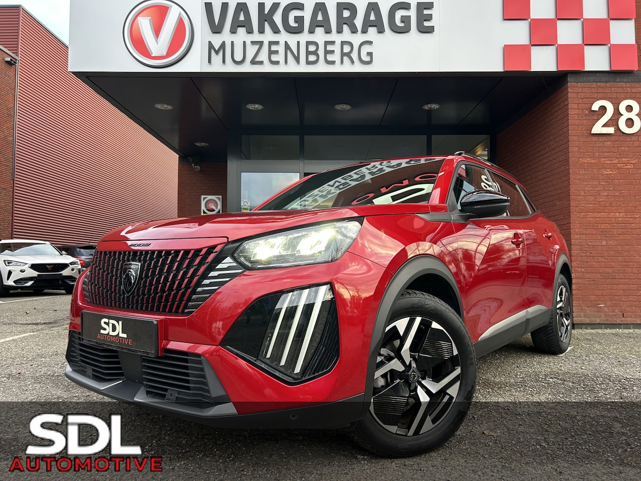 Peugeot 2008 - 1.2 PureTech 130 Allure // FULL LED // APPLE CARPLAY / ANDROID AUTO // KEYLESS // STOELVER - AutoWereld.nl