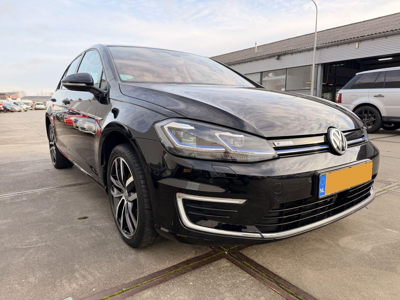 Volkswagen e-Golf - VII e-Golf Limited 100kW - AutoWereld.nl