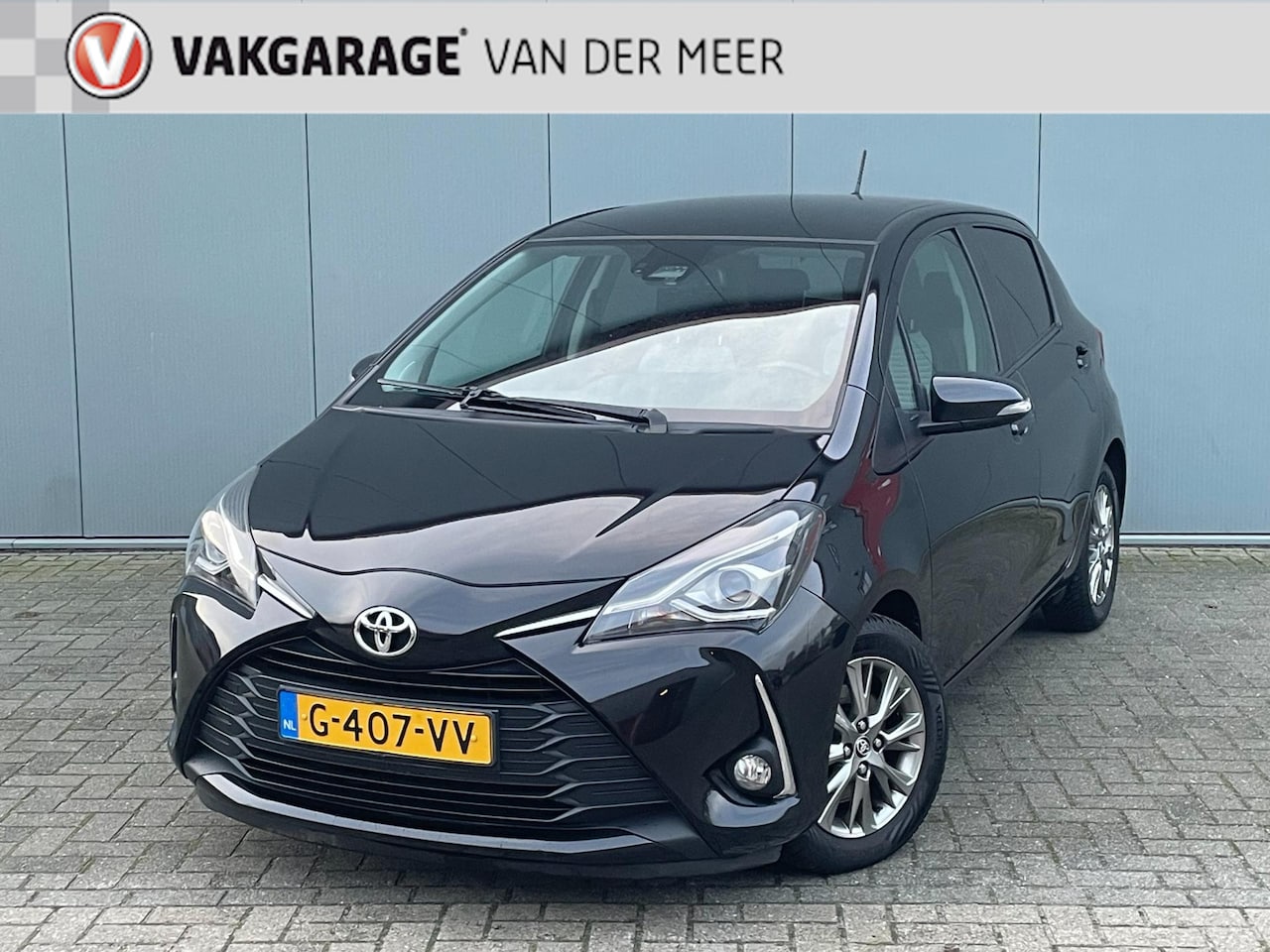 Toyota Yaris - 1.5 VVT-i AUTOMAAT / CRUISE / CAMERA / LED - AutoWereld.nl